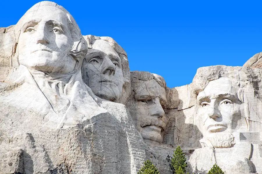 Mount Rushmore, sculptures of four United States Presidents in South Dakota