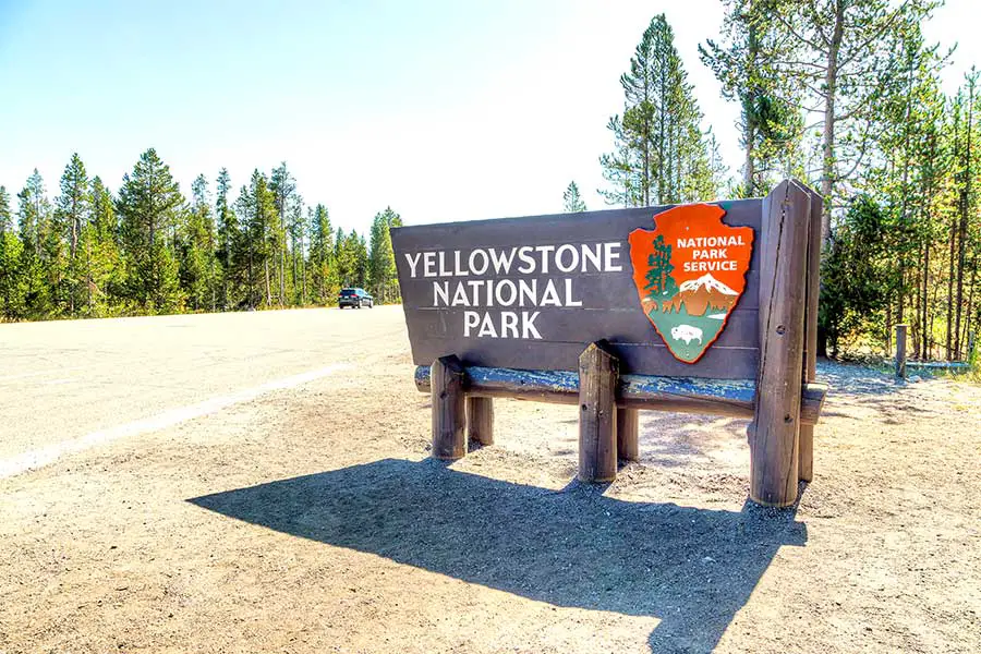 Yellowstone National Park entrance sign